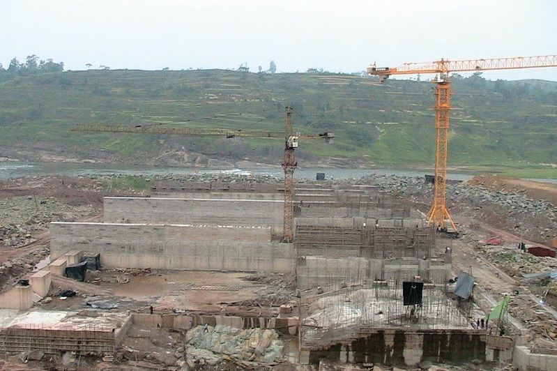 IMG_2444-hydro-being-built-1-1point-5